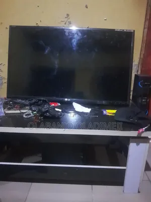 Flat Screen TV LG