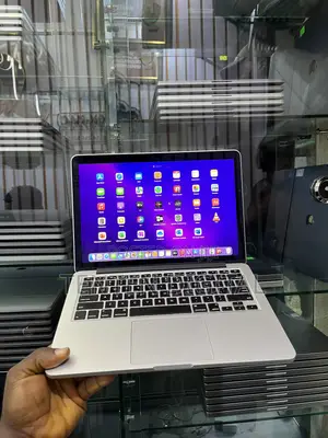 Laptop Apple MacBook Pro 2015 8GB Intel Core i5 SSD 256GB