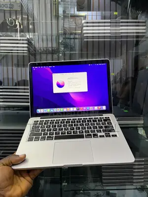 Laptop Apple MacBook Pro 2015 8GB Intel Core i5 SSD 256GB