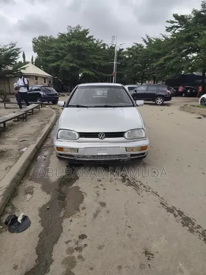 Volkswagen Golf 1999 Silver