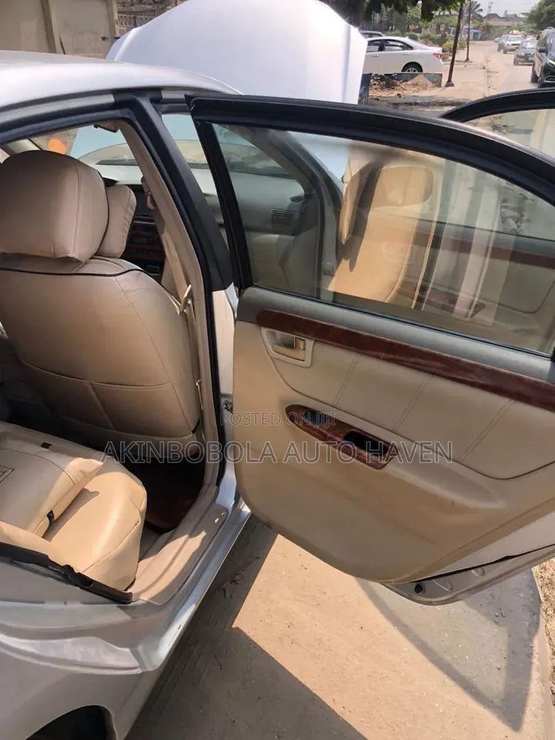 Toyota Corolla 2006 Silver