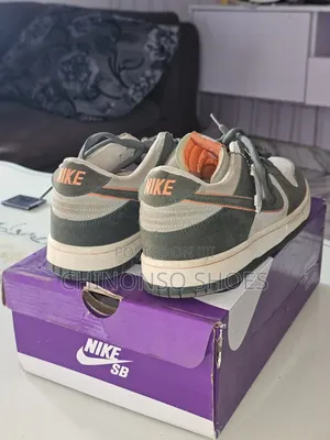Nike Sneakers