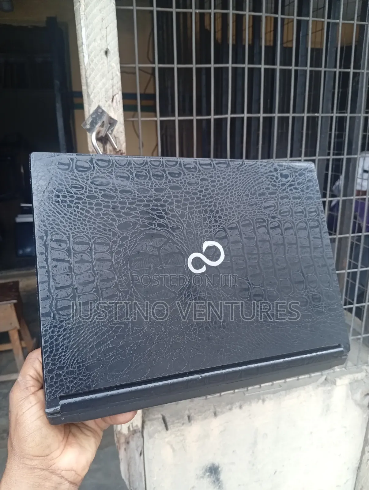Laptop Fujitsu Lifebook E448 8GB Intel Core i5 HDD 500GB