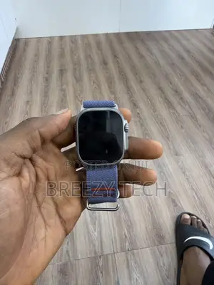 Apple Watch Ultra 2 (49MM)