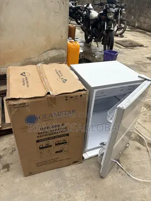 Glamstar GFR-90S-E Family Refrigerator