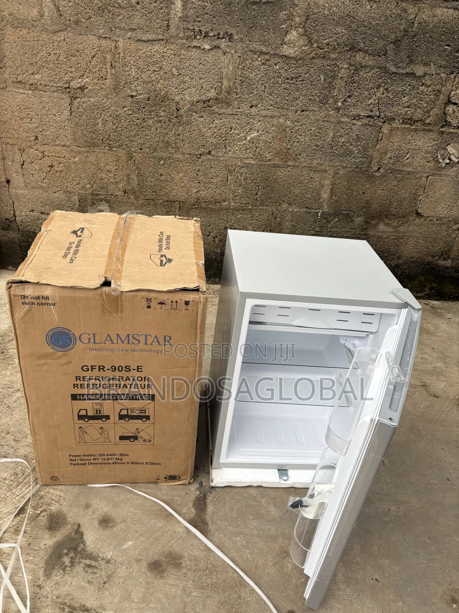 Glamstar GFR-90S-E Family Refrigerator