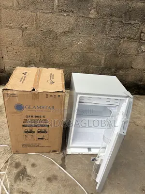 Glamstar GFR-90S-E Family Refrigerator