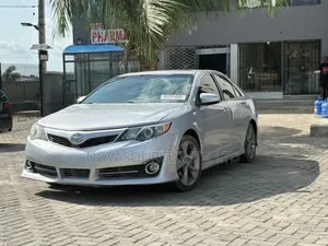 Toyota Camry 2013 Silver