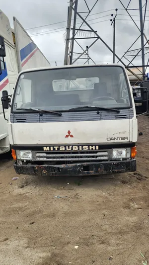 Direct Tokunbo Mitsubishi Canter Truck