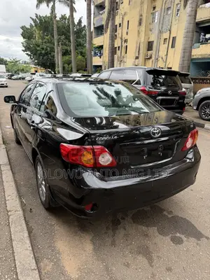 Toyota Corolla LE 4dr Sedan (1.8L 4cyl 4A) 2010 Black
