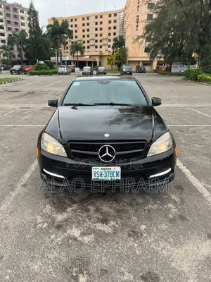 Mercedes-Benz C300 2009 Black