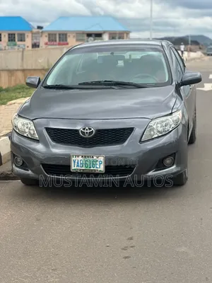 Toyota Corolla 2010 Gray