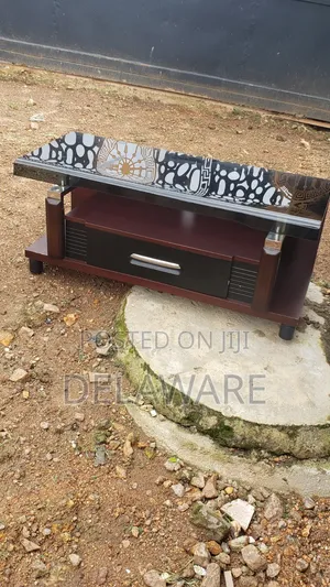 Curve Modern Glass Top TV Stand