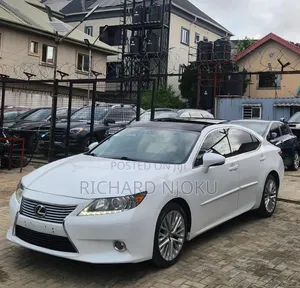 Lexus ES 350 FWD 2014 White