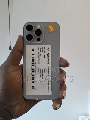 Apple iPhone 15 Pro Max 256 GB Silver