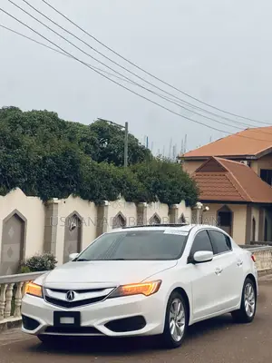 Acura ILX w/Premium Package (2.4L 4cyl 6M) 2015 White
