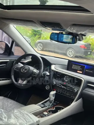Lexus RX 350 FWD 2018 White