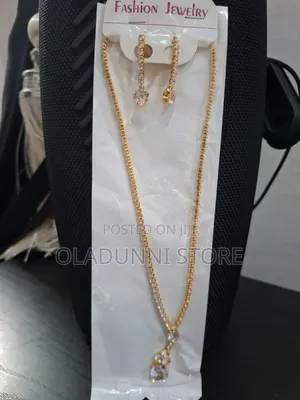 Zirconia Earring and Necklace