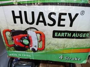 Four-Stroke Earth Auger Machine – Heavy-Duty Ground Drilling Machine