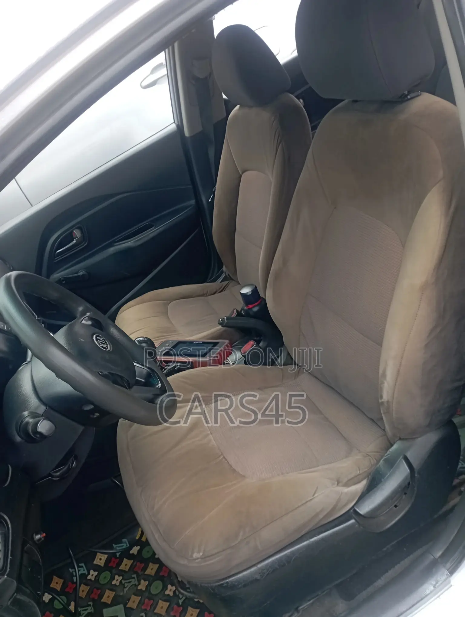 Kia Rio 2012 Silver