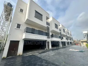 4bdrm Townhouse/Terrace in Main Gusape, Guzape District for sale