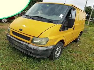 Ford Transit 2004 Yellow