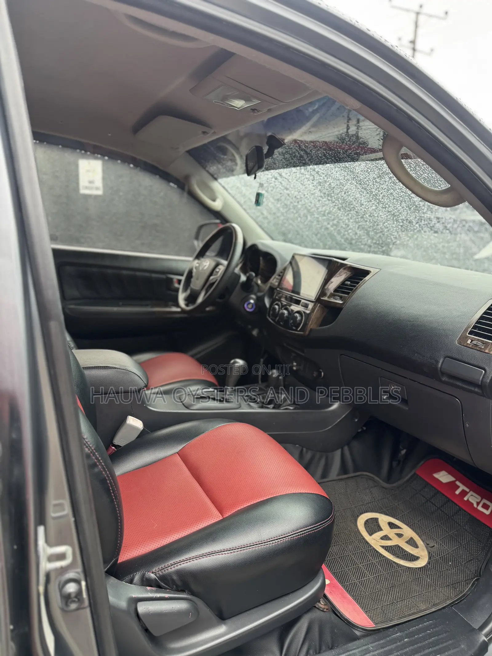Toyota Hilux 2015 Gray