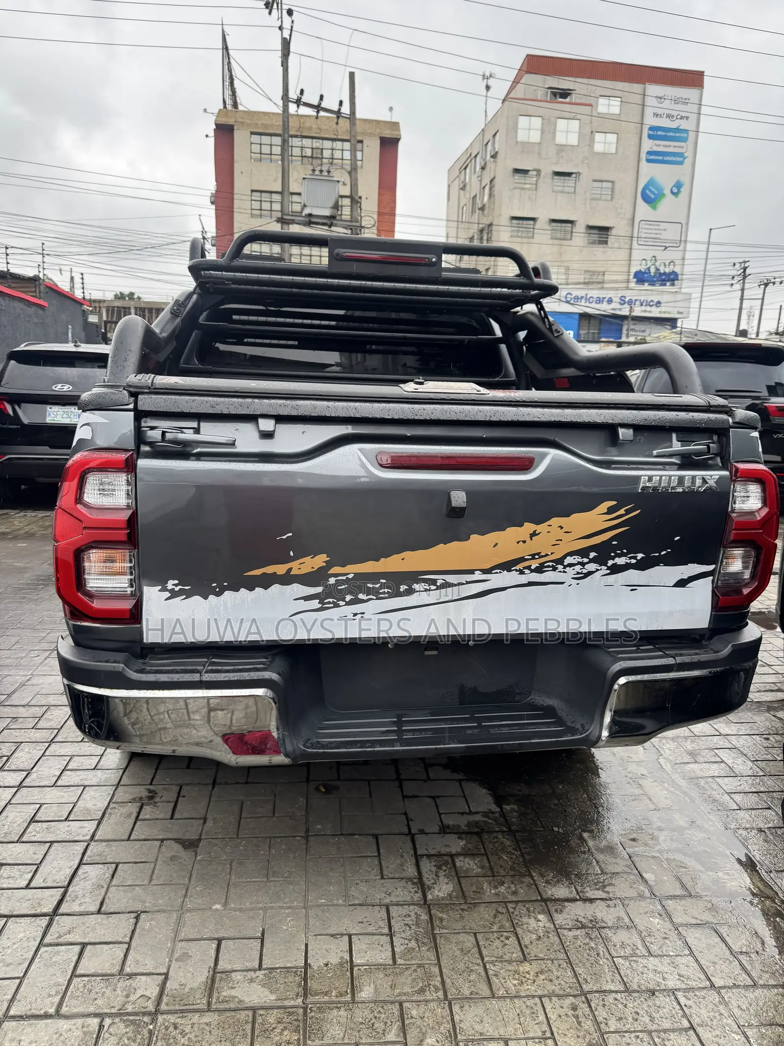 Toyota Hilux 2015 Gray