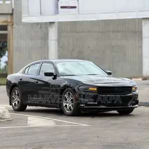 Dodge Charger SRT Hellcat RWD 2016 Black