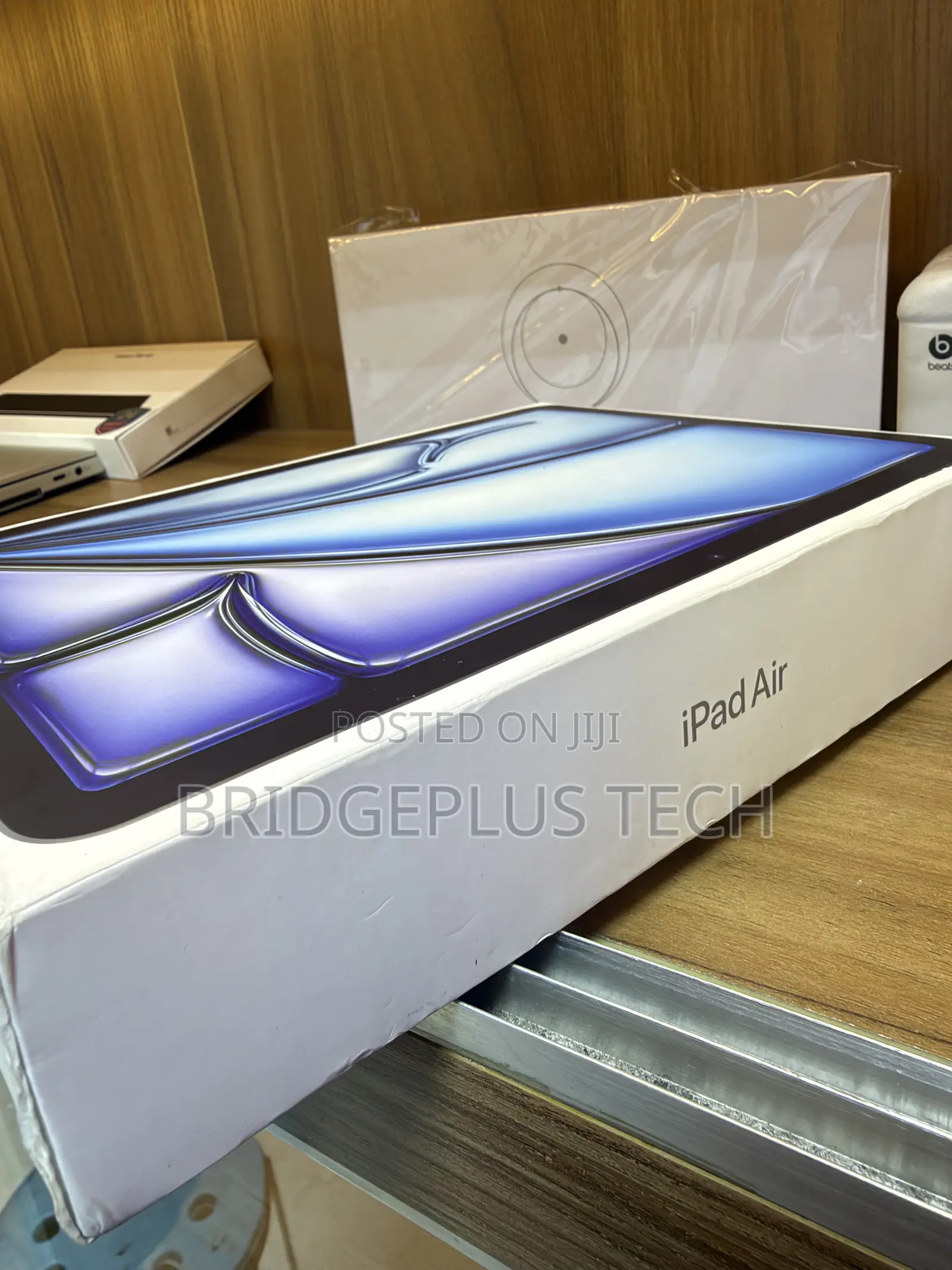 New Apple iPad Air 128 GB Blue