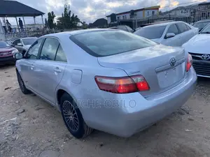 Toyota Camry 2009 Silver