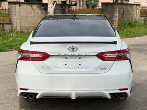 Toyota Camry XSE V6 (3.5L V6 8A) 2019 White