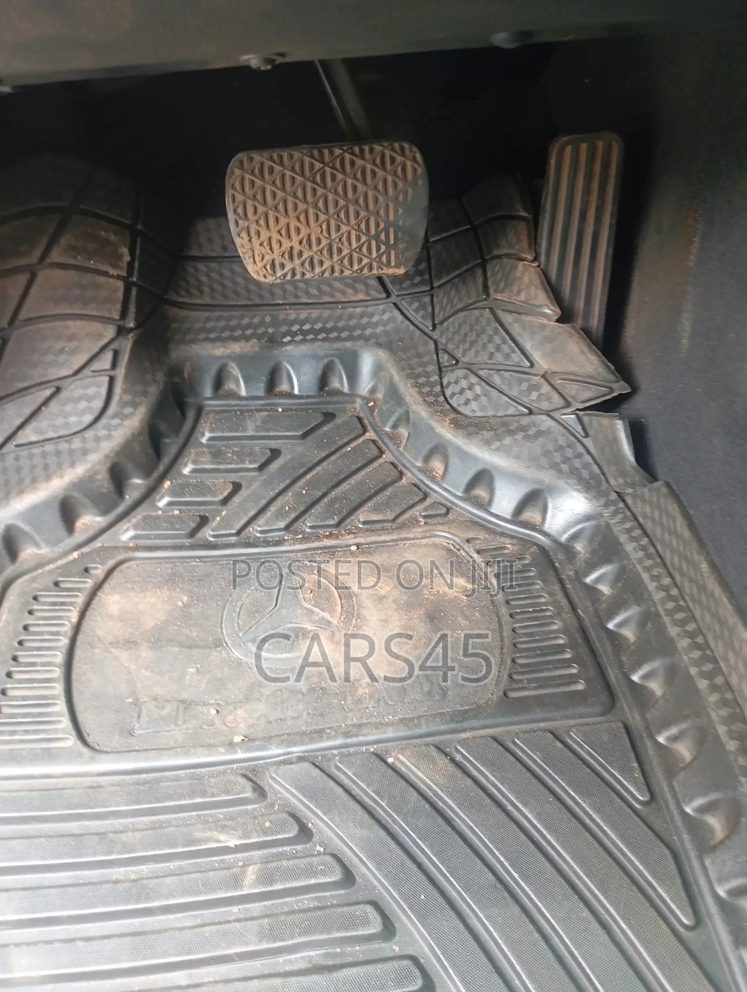 Mercedes-Benz E350 2011 Silver