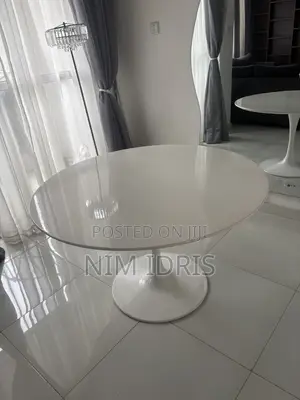 Round Dining Table