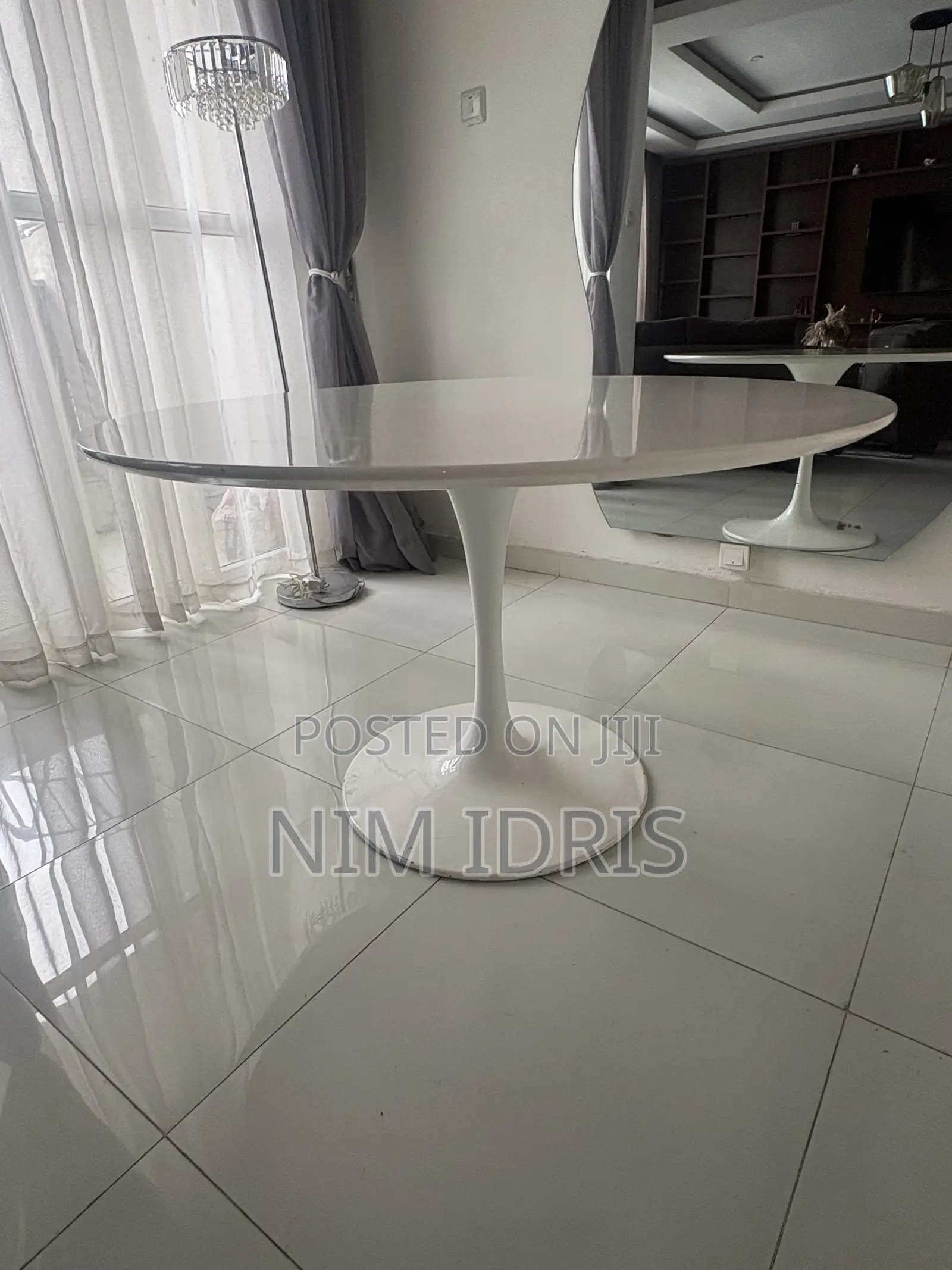 Round Dining Table