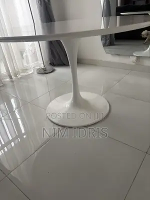 Round Dining Table
