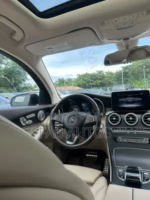 Mercedes-Benz GLC-Class 2017 White
