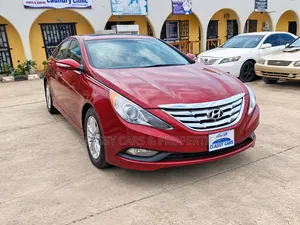 Hyundai Sonata GLS 4dr Sedan (2.4L 4cyl 6A) 2014 Red