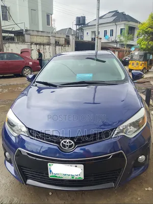 Toyota Corolla 2015 Blue
