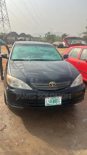 Toyota Camry LE 4dr Sedan (2.4L 4cyl 5M) 2003 Black