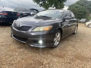 Toyota Camry 2011 Gray
