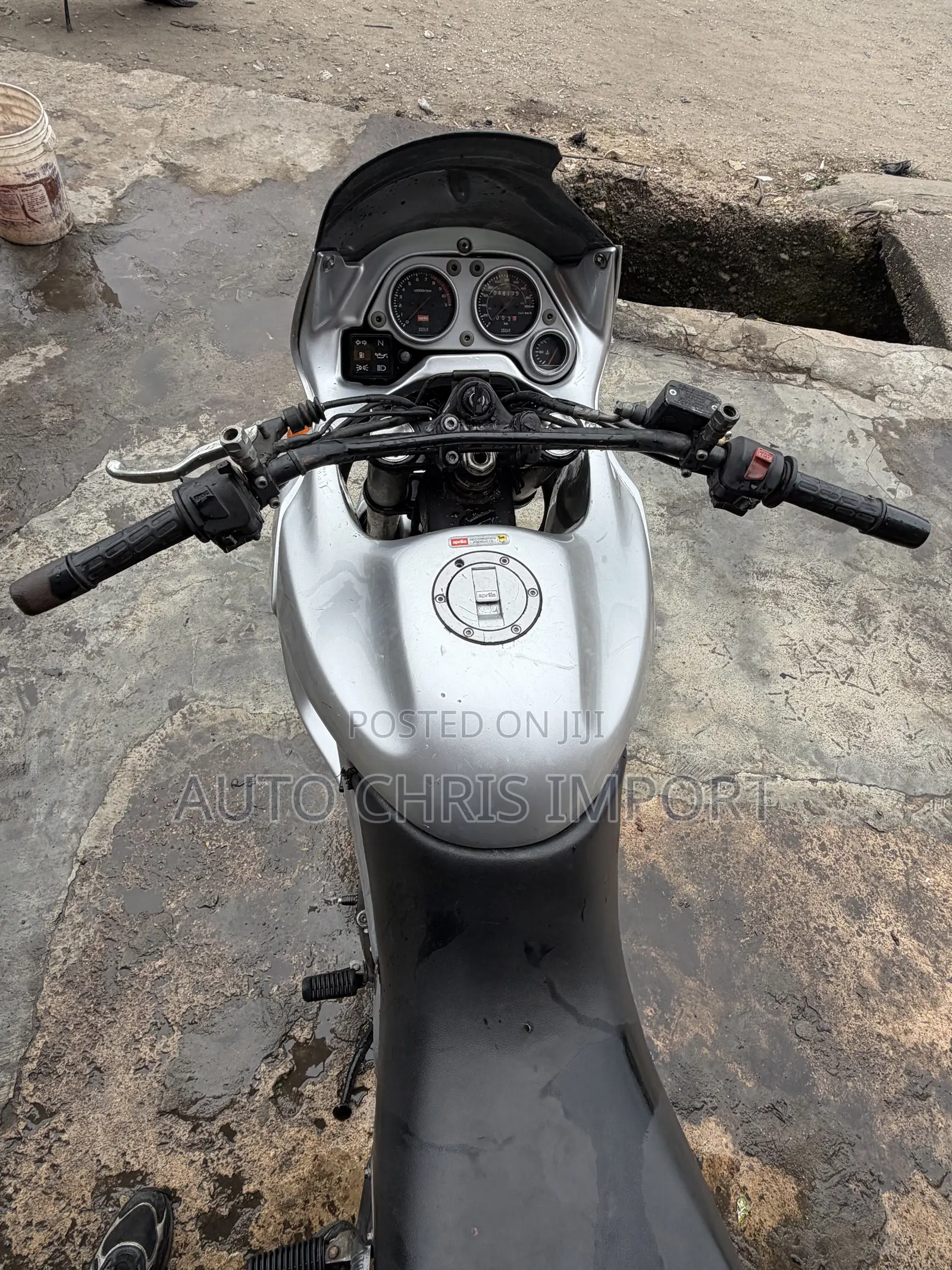 Aprilia Pegaso 2001 Gray