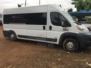 Dodge B2000 2015 White
