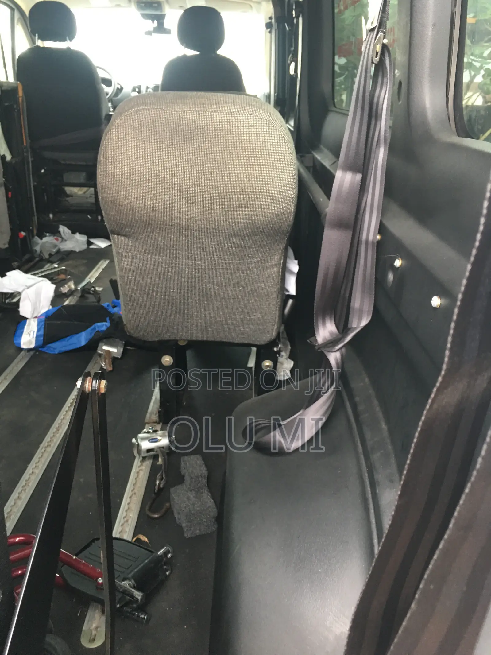 Dodge B2000 2015 White