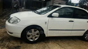 Toyota Corolla 2004 White