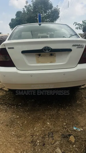 Toyota Corolla 2004 White