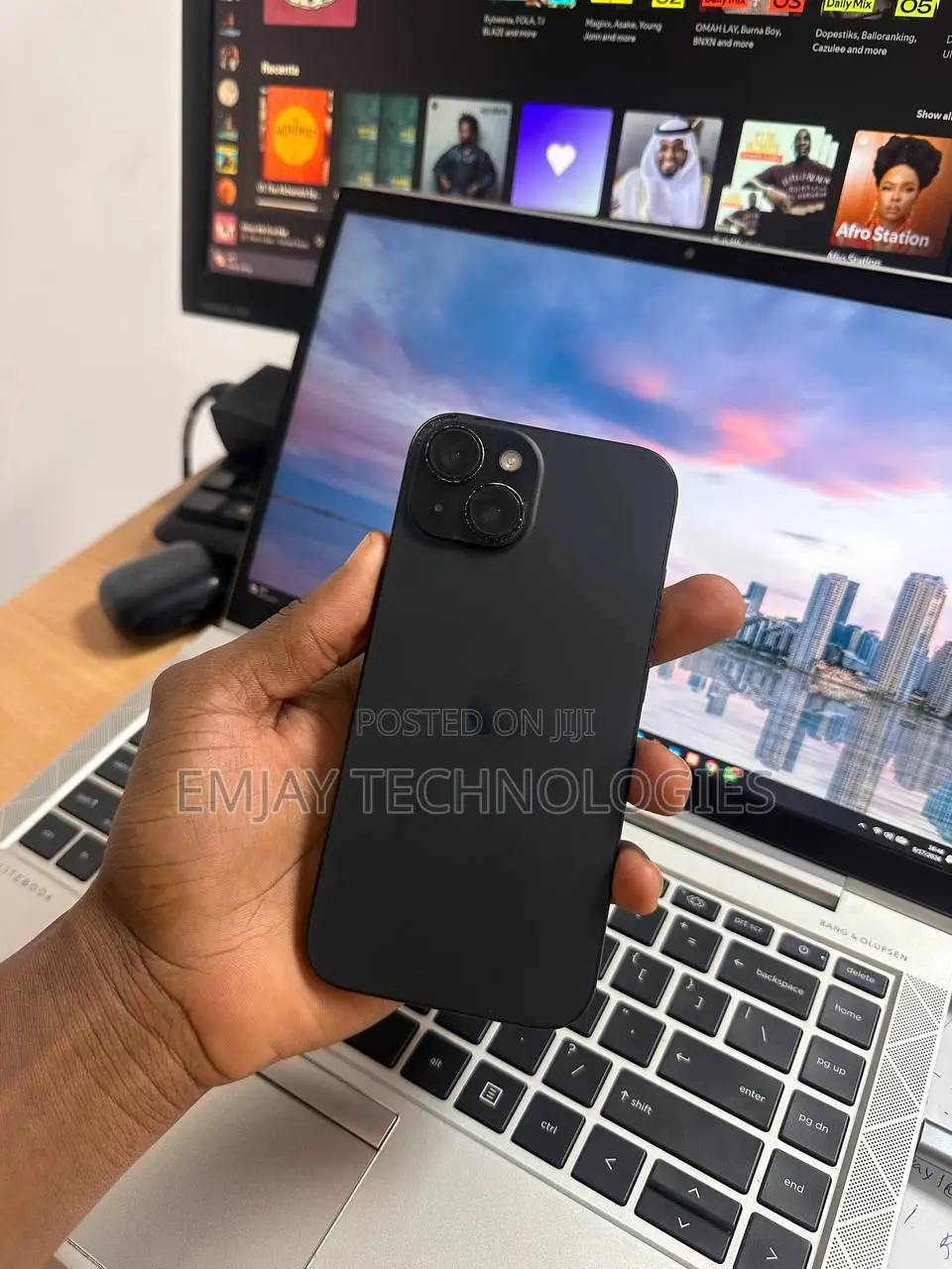 Apple iPhone 15 128 GB Black