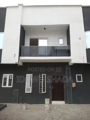 3bdrm Townhouse / Terrace in Citadel, Abraham Adesanya Estate for rent