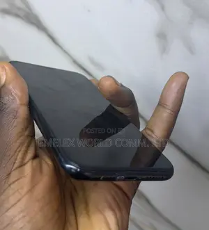 Apple iPhone XR 128 GB Black