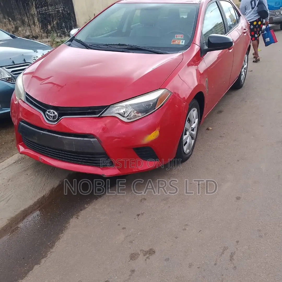 Toyota Corolla 2015 Red